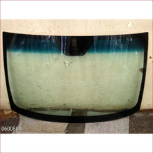 Load image into Gallery viewer, Fiat 500 08- Windscreen - Windscreen
