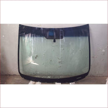 Load image into Gallery viewer, Mazda 2 07-15 Windscreen - Windscreen