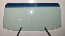 Load image into Gallery viewer, Toyota Land Cruiser FJ80 92-98 Windscreen