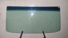 Load image into Gallery viewer, Isuzu F Series (F5000/6500) 88-97 Windscreen
