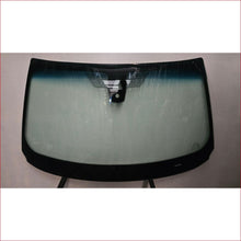 Load image into Gallery viewer, BMW X6 II F16 Rain Sensor &amp; Camera Artwork 14-20 Windscreen - Windscreen