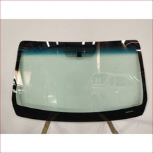 Load image into Gallery viewer, Isuzu D-Max/Mazda BT50 22- Windscreen