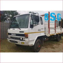 Load image into Gallery viewer, Isuzu F Series (F5000/6500) 88-97 Windscreen - Windscreen