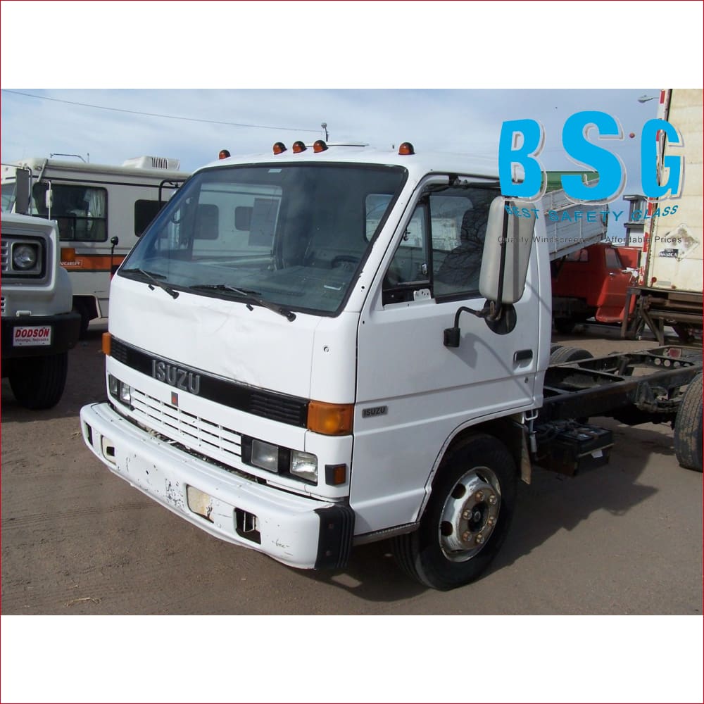 Isuzu NKP 86-95 Windscreen - Windscreen