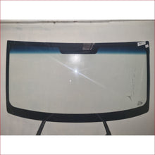 Load image into Gallery viewer, Iveco Daily 3 15- Windscreen - Windscreen