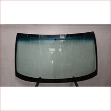 Load image into Gallery viewer, Mahindra Xylo 09-/Genio 11-16 Windscreen - Windscreen