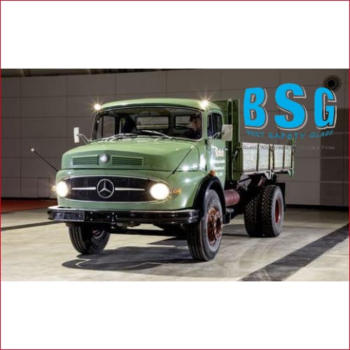 Mercedes-Benz 322-1113-1418 Truck 68-74 Windscreen - Windscreen