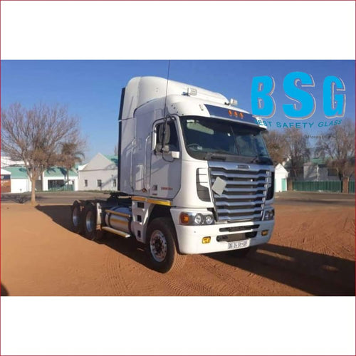 Mercedes-Benz Freightliner Argosy Curved RHS 02- Windscreen - Windscreen