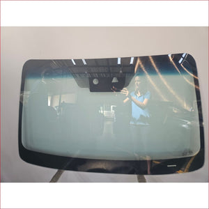 Nissan Navara 3 Rain Sensor & Camera Artwork 17- Windscreen - Windscreen