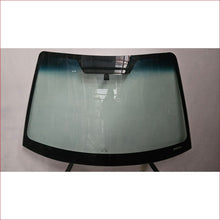 Load image into Gallery viewer, Subaru Impreza Stationwagon 01-07 Windscreen - Windscreen