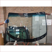 Load image into Gallery viewer, Suzuki Dzire 18- Windscreen - Windscreen