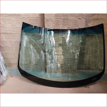 Load image into Gallery viewer, Suzuki Ertiga 2 19- Windscreen - Windscreen