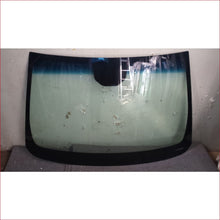 Load image into Gallery viewer, Chevrolet Cruze 08-15 Windscreen - Windscreen