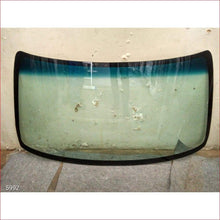 Load image into Gallery viewer, Honda CRV 97-02 Windscreen - Windscreen