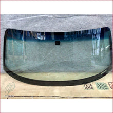 Load image into Gallery viewer, Honda S2000 Coupe 01-09 Windscreen - Windscreen