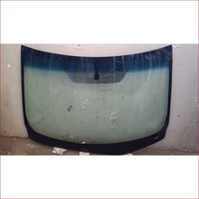 Load image into Gallery viewer, Nissan Sentra 13- Windscreen - Windscreen