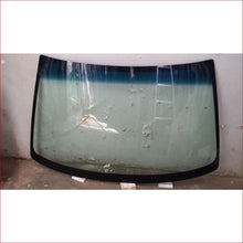 Load image into Gallery viewer, Nissan Sentra 92-00 Windscreen - Windscreen