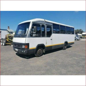 Tata LPT713 Bus 00- Windscreen - Windscreen